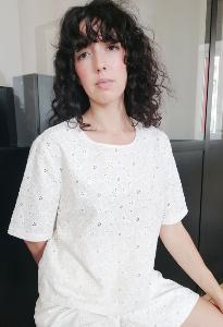 Blouse brodée à manches courtes